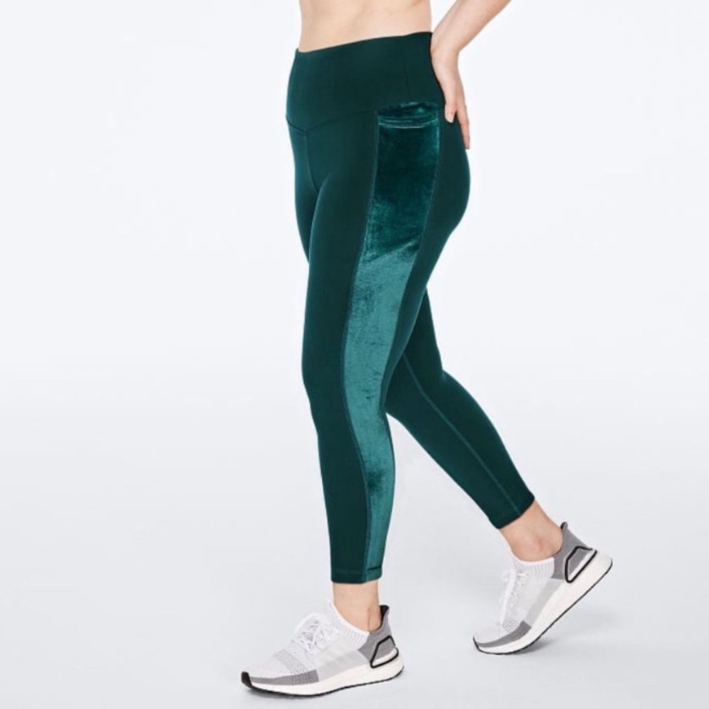 VS PINK Fleece Lined Leggings